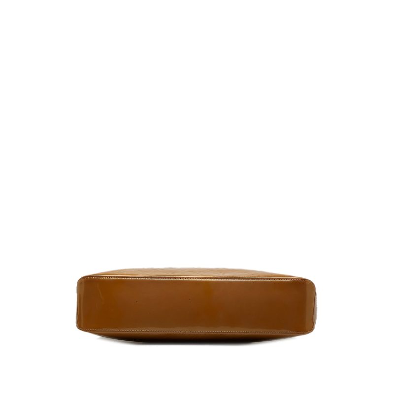 Brown Louis Vuitton Monogram Vernis Reade PM Handbag - Image 4