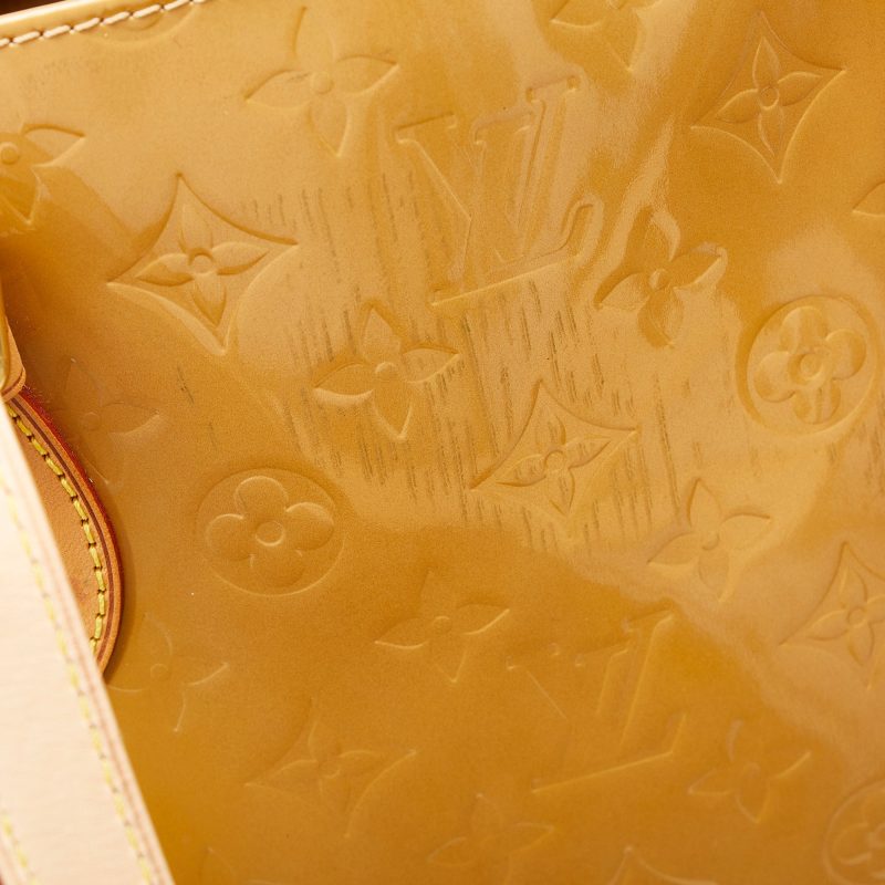 Brown Louis Vuitton Monogram Vernis Reade PM Handbag - Image 9