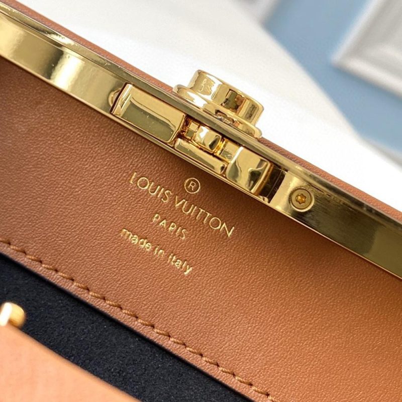 Louis Vuitton BOURSICOT EW - Image 5
