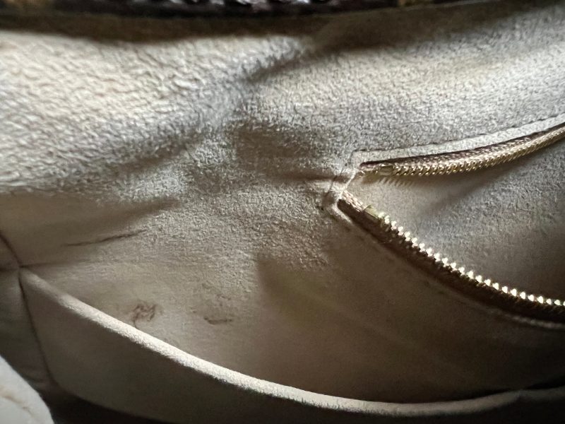 Louis Vuitton Artsy MM Monogram - Image 25