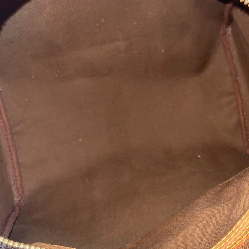 Handbag Luxury Designer By Louis Vuitton, Size: Large - Image 11