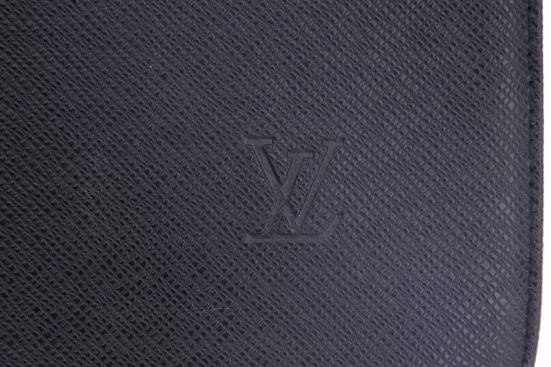 Louis Vuitton Black Slender Wallet - Image 6