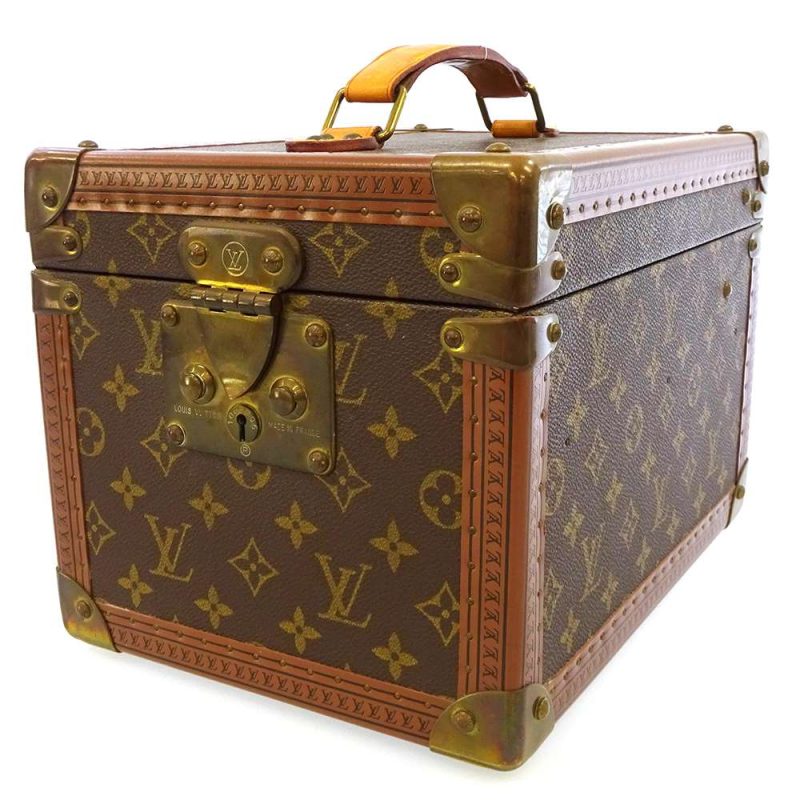 LOUIS VUITTON Boite Pharmacie Trunk MNG