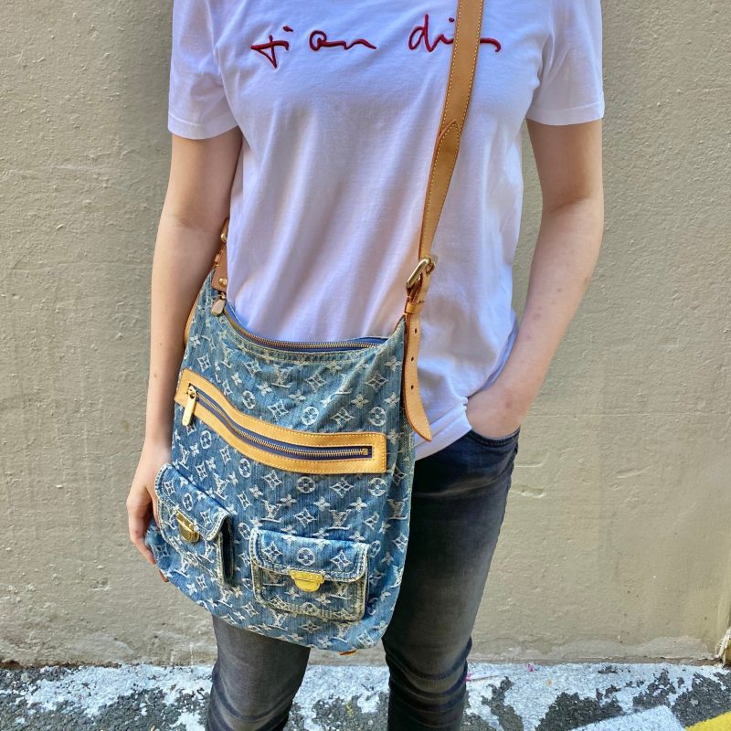 LOUIS VUITTON Denim Monogram Denim Baggy GM Bag - Image 3