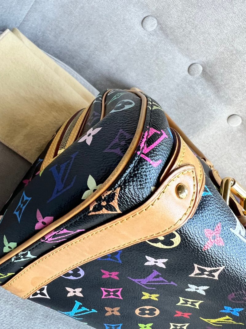 Louis Vuitton Black Monogram Shine Shawl - Image 25