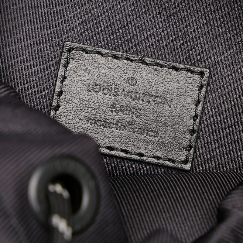 Louis Vuitton Chalk Sling Bag Printed Monogram Canvas - Image 6