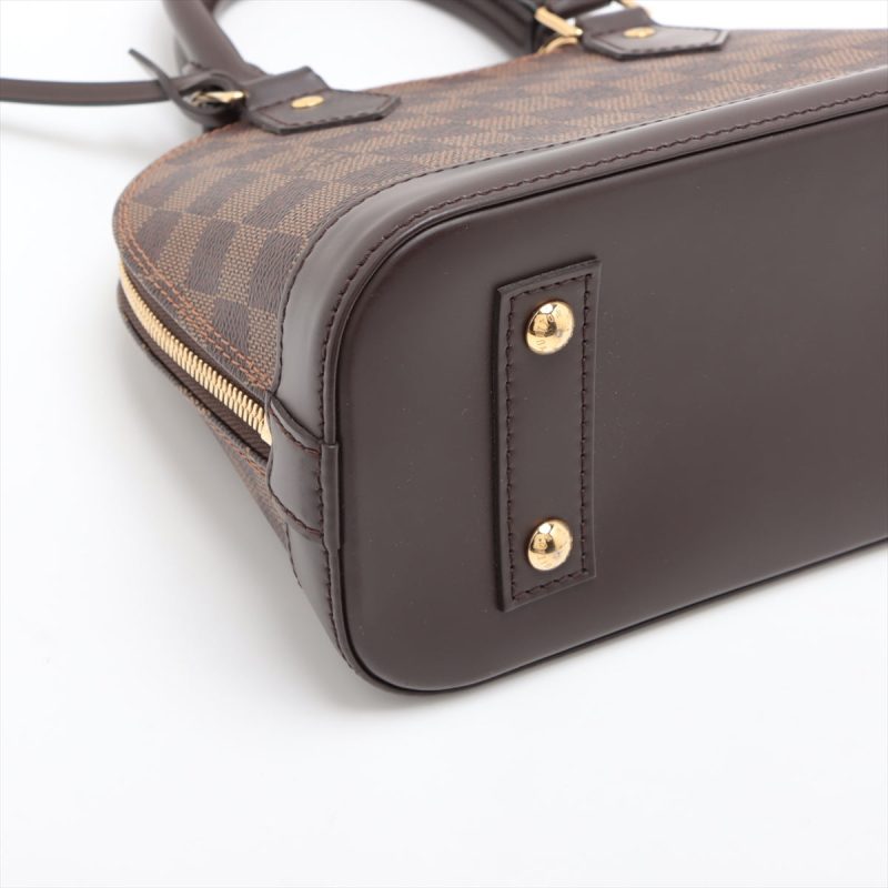 Louis Vuitton Damier Alma BB N41221Closed - Image 4