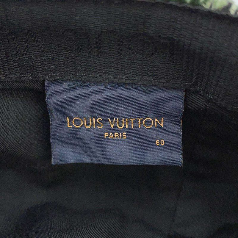 Louis Vuitton Cappuccino Monogram Shawl (RRP £450) - Image 11