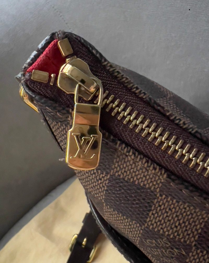 Louis Vuitton Bloomsbury PM Damier Ebene Crossbody Bag - Image 6