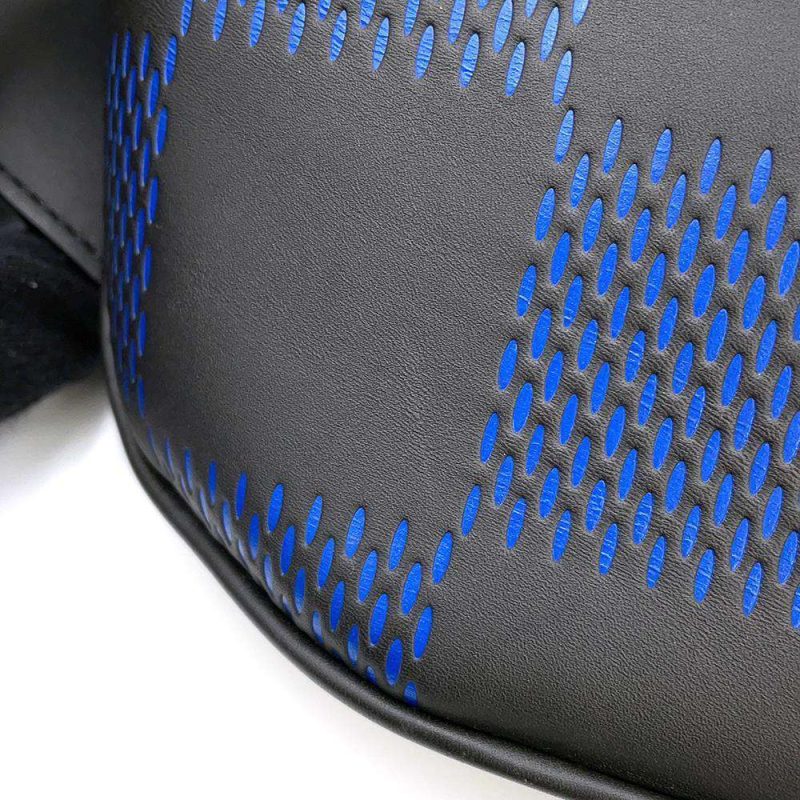 Louis Vuitton Canyon Messenger PM Utah Leather Bleu Marine - Image 6