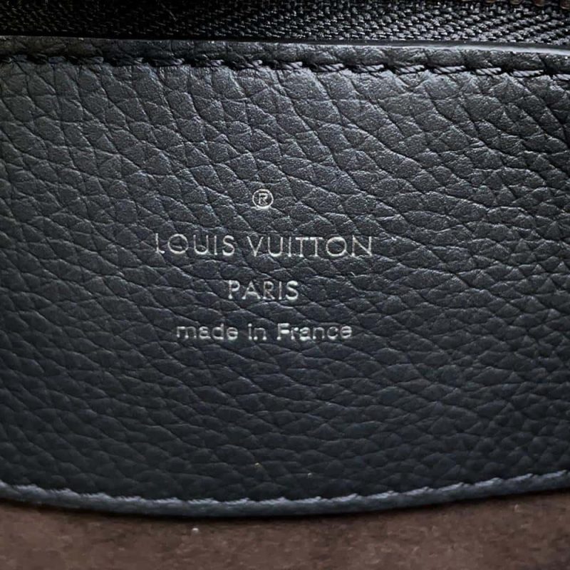 Louis Vuitton BellevuePatent Leather Tote Bag () - Image 10