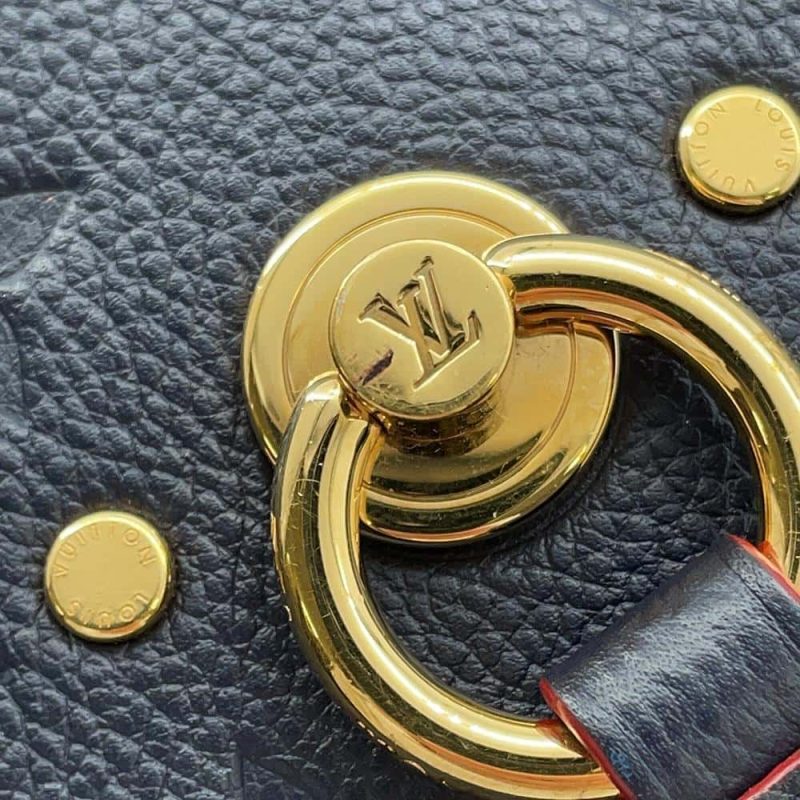 Louis Vuitton Blanche Navy Monogram Leather Shoulder bag - Image 12
