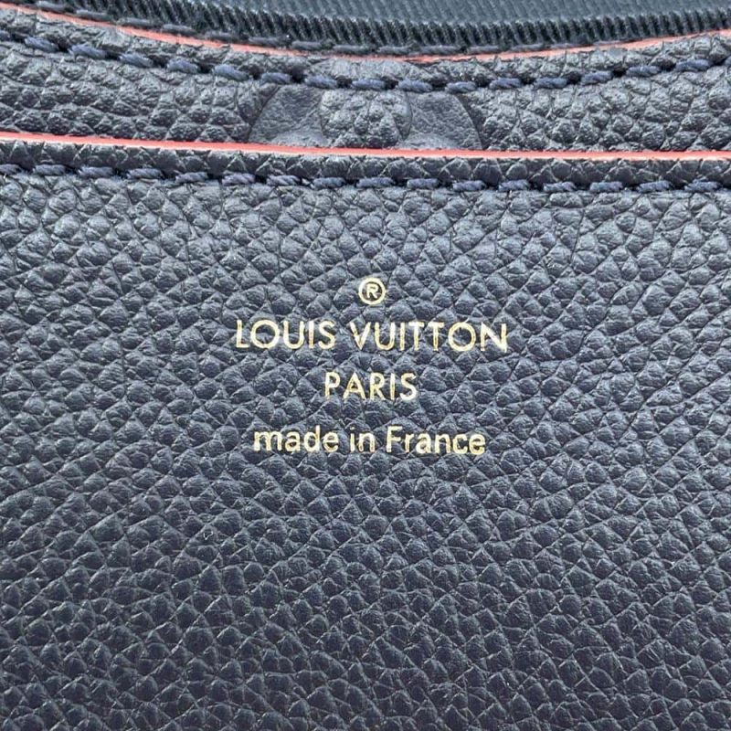 Louis Vuitton Blanche Navy Monogram Leather Shoulder bag - Image 13