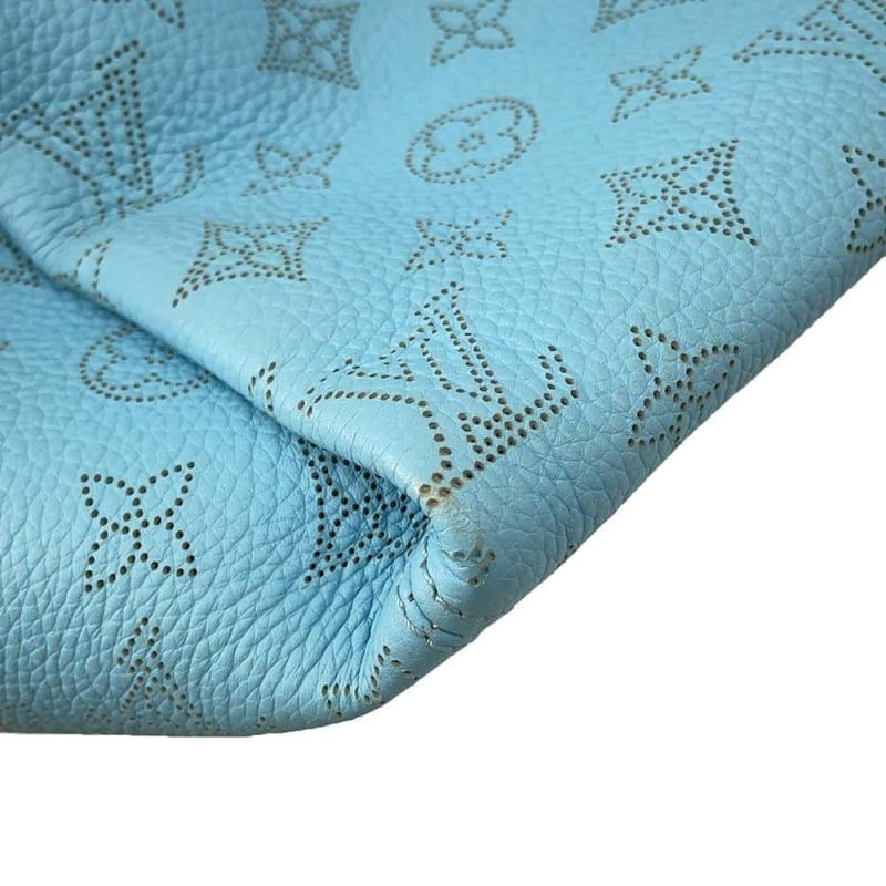 LOUIS VUITTON Babylone IvoireM50059 Monogram Mahina Size PM - Image 8