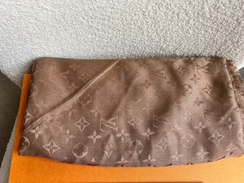 Louis Vuitton Capuccine Midnight Grainy Leather - Image 4