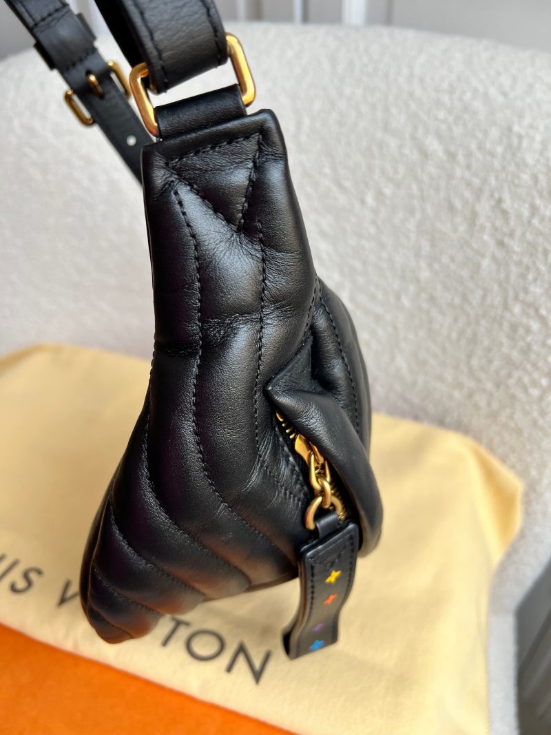 Louis Vuitton Black New Wave Camera Bag - Image 11