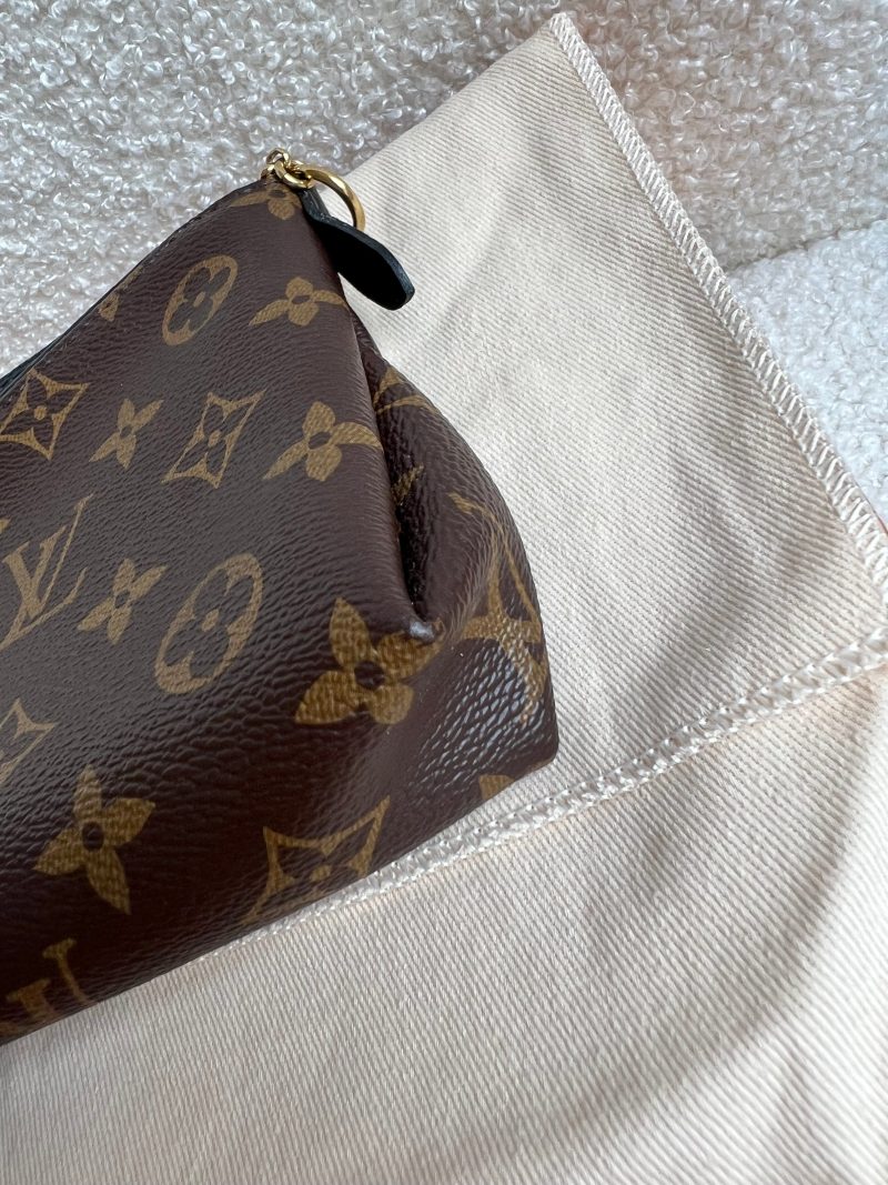 Louis Vuitton Black and White Monogram Canvas Shoulder Bag Medium - Image 14