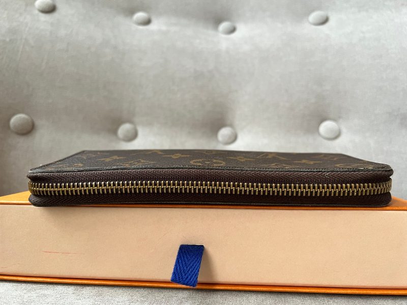 Louis Vuitton Clemence Wallet in Monogram - Image 18