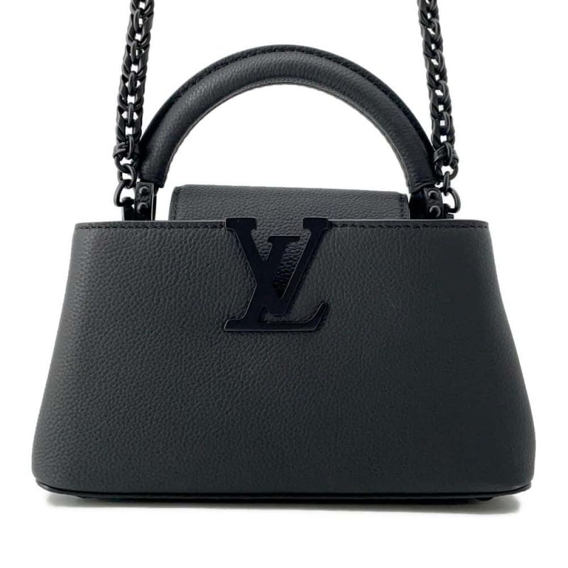 LOUIS VUITTON Capucines EW White M23956 Taurillon Leather Size MINI