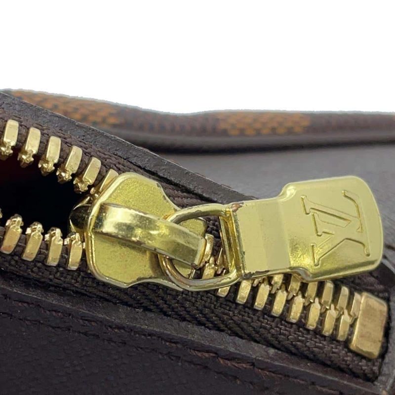 LOUIS VUITTON Brera Red N51150 Damier Ebene Canvas - Image 8
