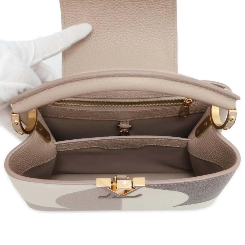 Louis Vuitton Capucines GM - Image 6