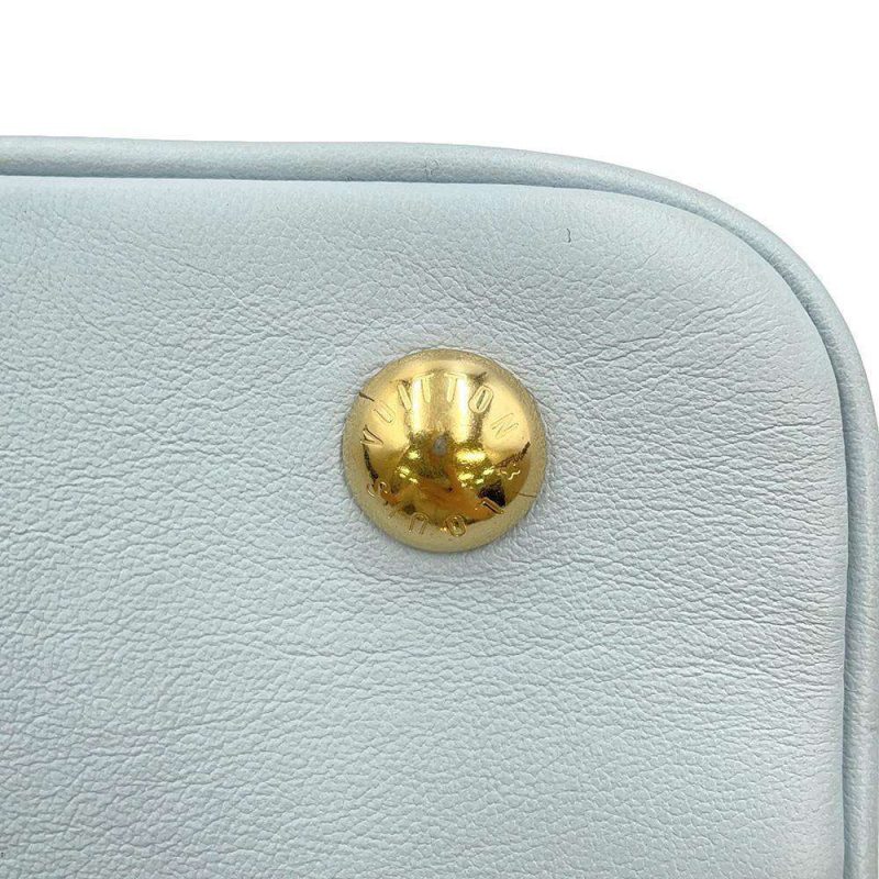 Louis Vuitton Alpha Wearable Wallet (SHG-DFheUM) - Image 10