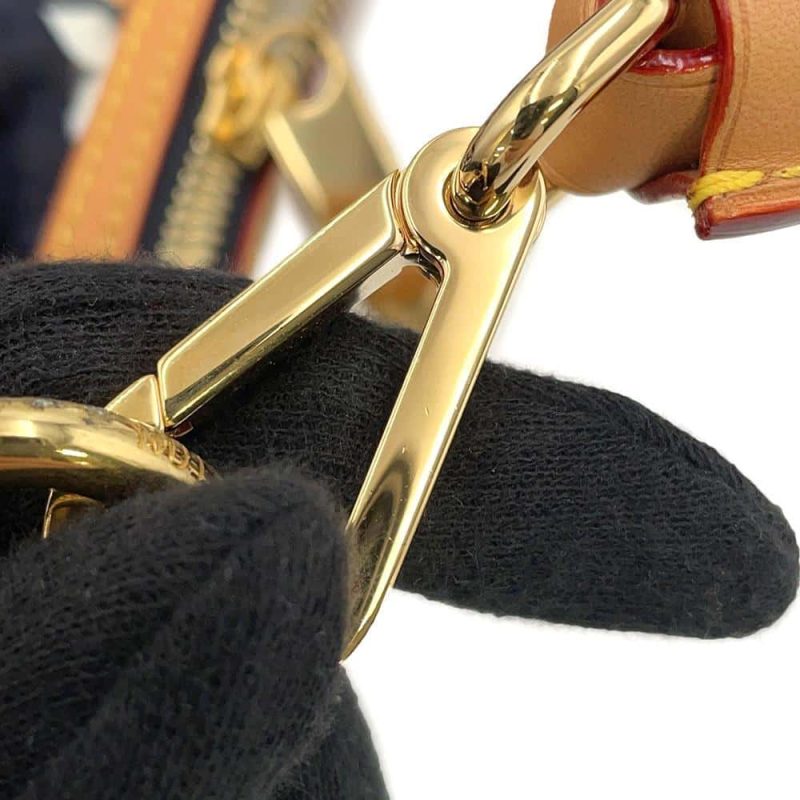 Louis Vuitton Bum bag - Image 10