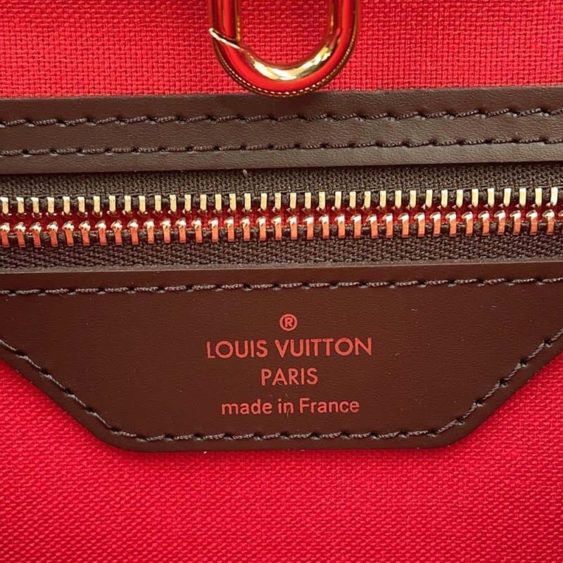 LOUIS VUITTON Batignolles Monogram - Image 14