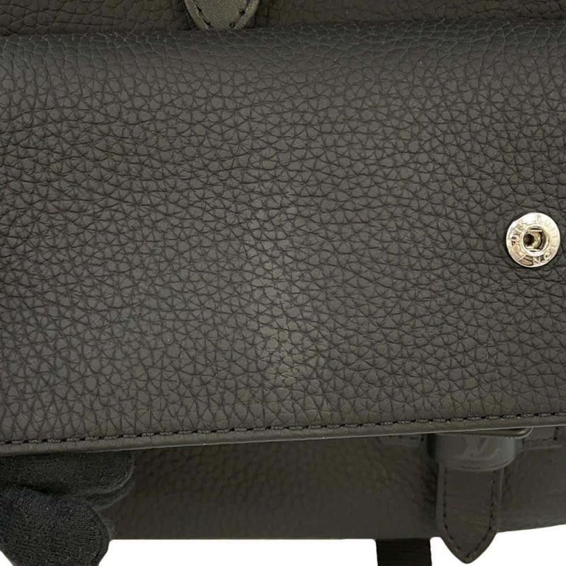 Louis Vuitton Christopher Tote - Image 10