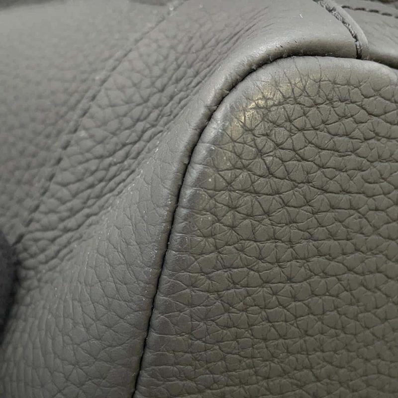 Louis Vuitton Christopher Tote - Image 11