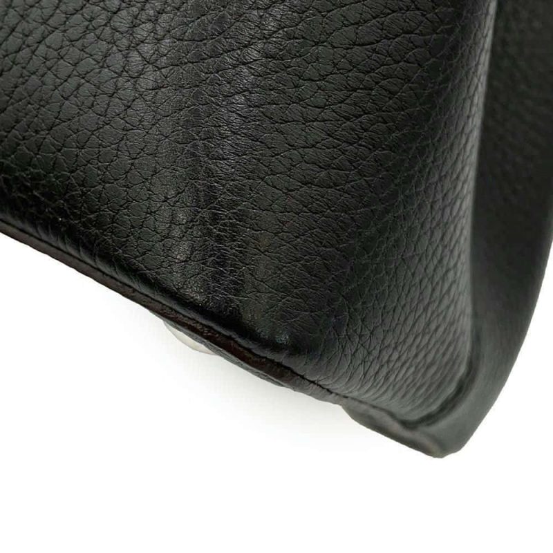 Louis Vuitton Capucines PM Pink Leather 2-Way Bag Medium Size - Image 9