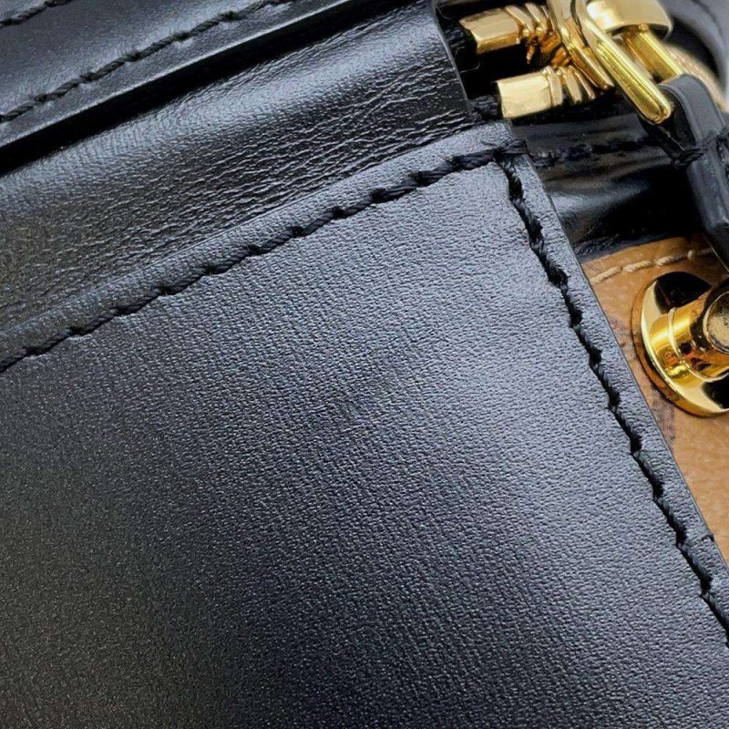 LOUIS VUITTON Cannes Noir M43986 Monogram Monogram Reverse Canvas - Image 12