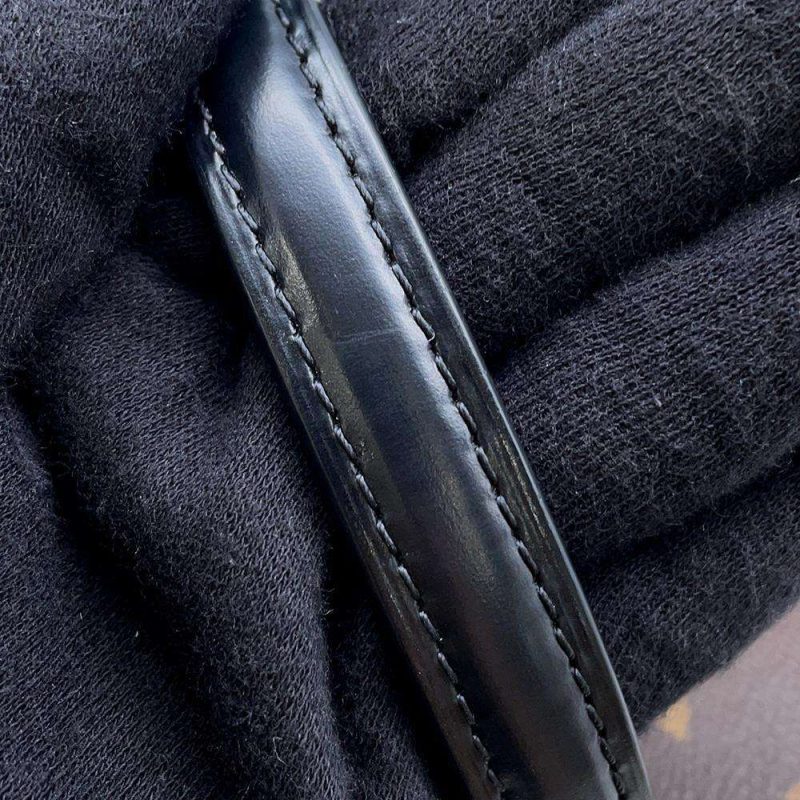 LOUIS VUITTON Cannes Noir M44603 Monogram / Giant - Image 10