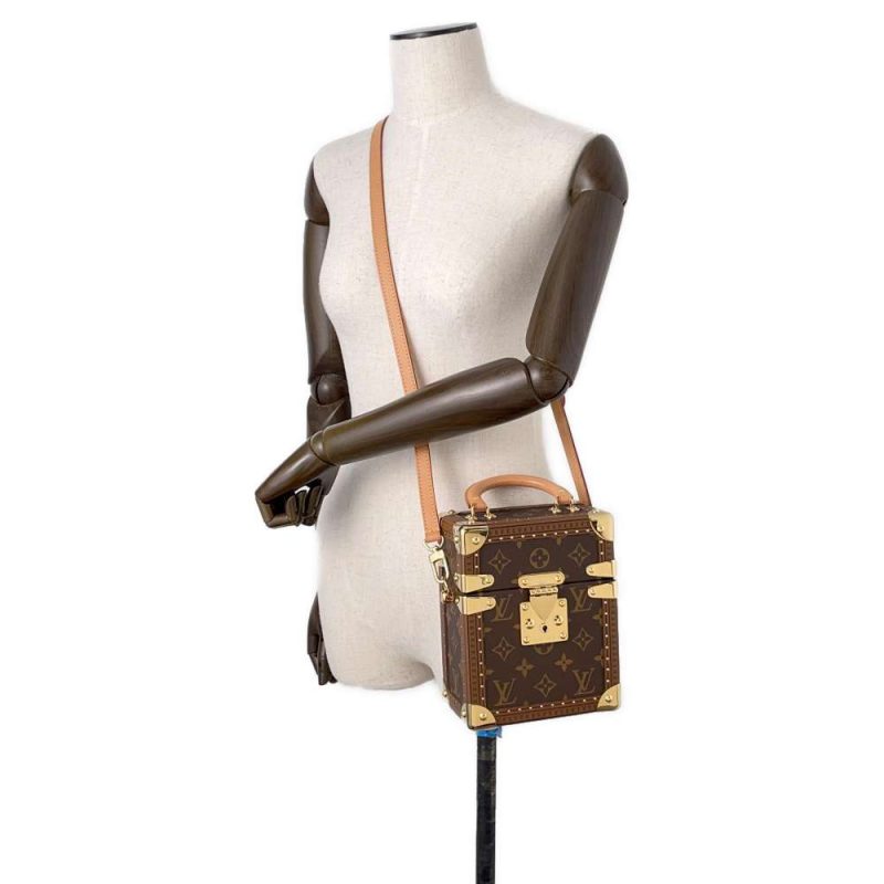 LOUIS VUITTON Camera box Noir M11131 Monogram Empreinte Leather - Image 5