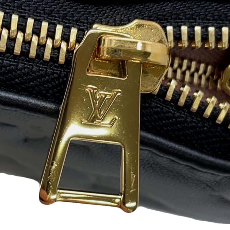 Louis Vuitton Coussin PM Bag - Image 9