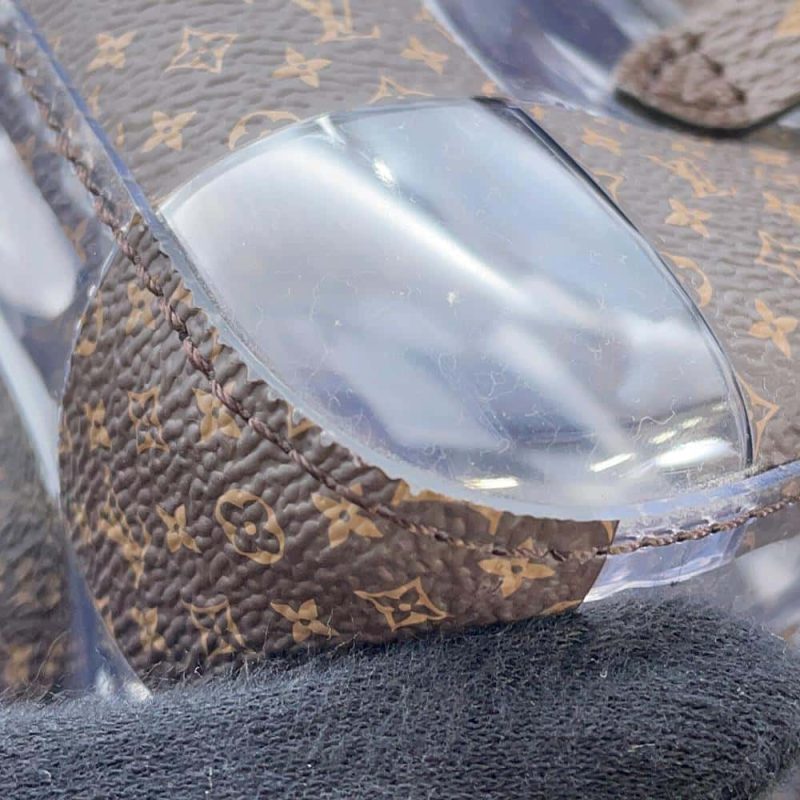 Louis Vuitton Christopher Messenger Bag - Image 7