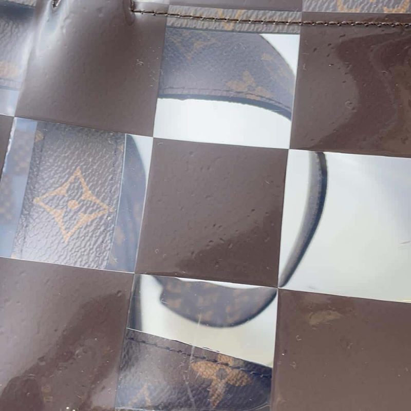 Louis Vuitton Christopher Messenger Bag - Image 8