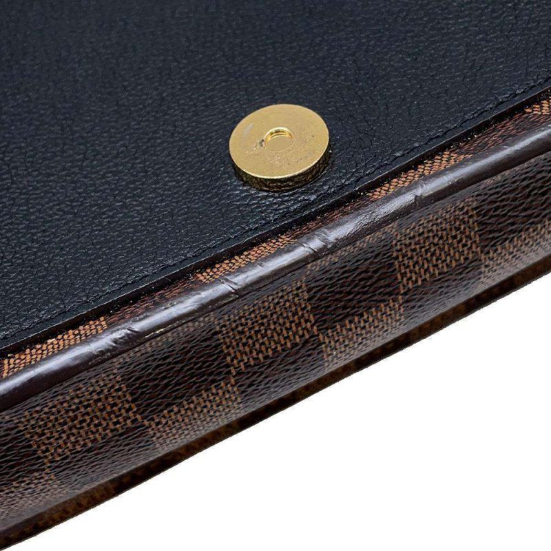 Louis Vuitton Beauty Case Monogram Canvas - Image 11