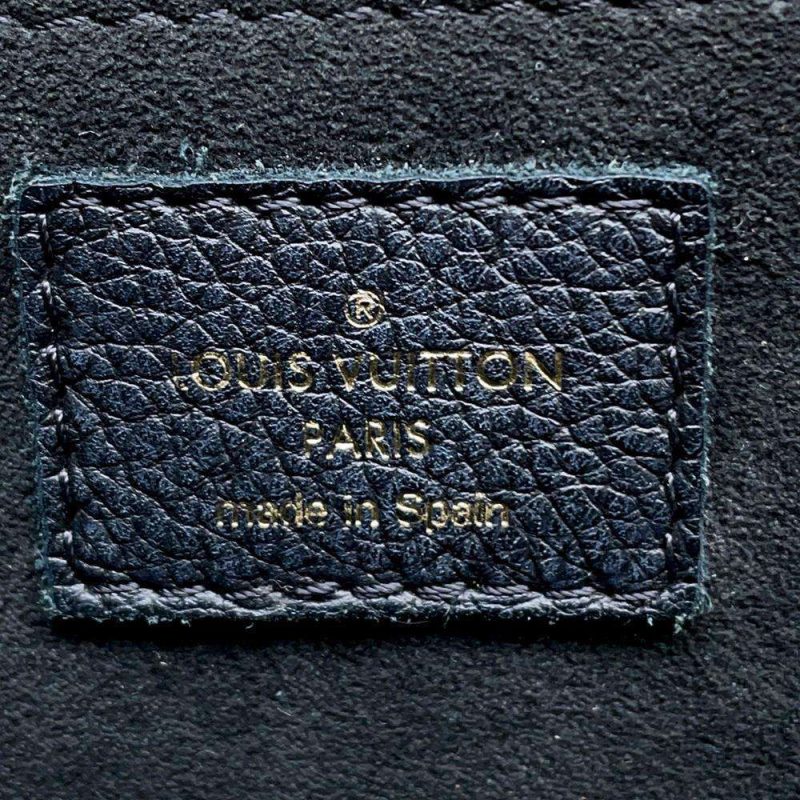 Louis Vuitton Beauty Case Monogram Canvas - Image 18