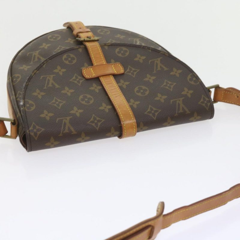 Louis Vuitton ChantillyCanvas Shoulder Bag () - Image 3