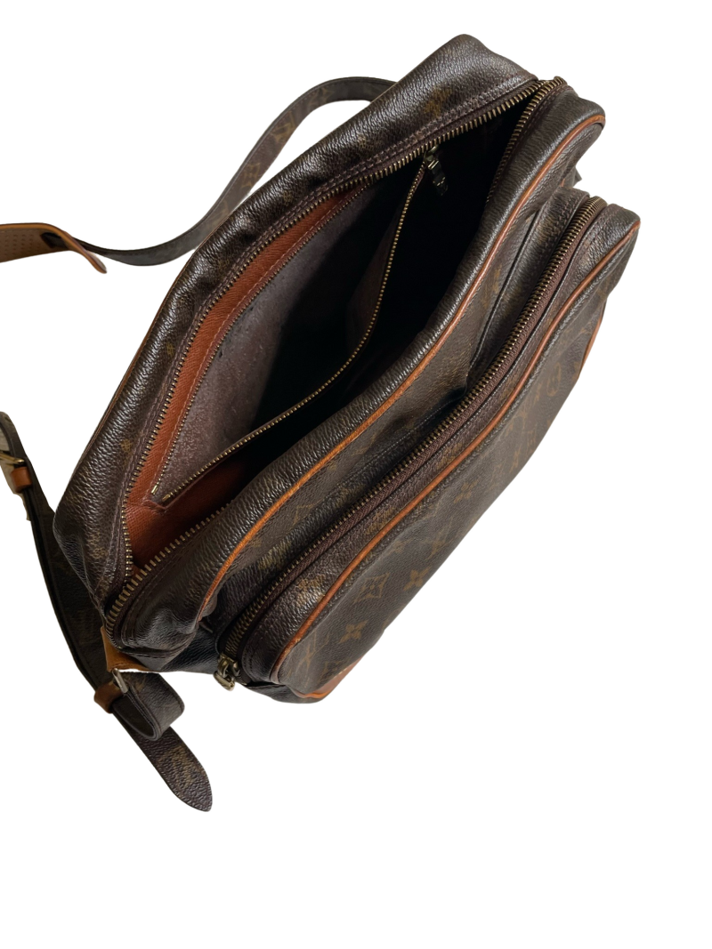 Louis Vuitton Nil MM Monogram - Image 7