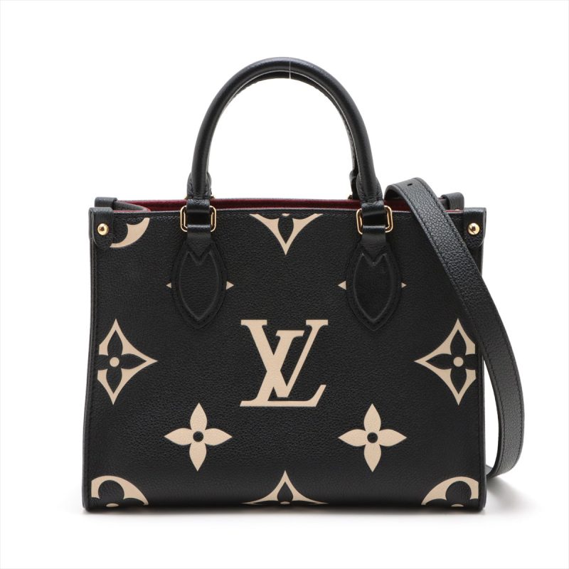 Louis Vuitton Black Wool Monogram Chapka Carry On Hat
