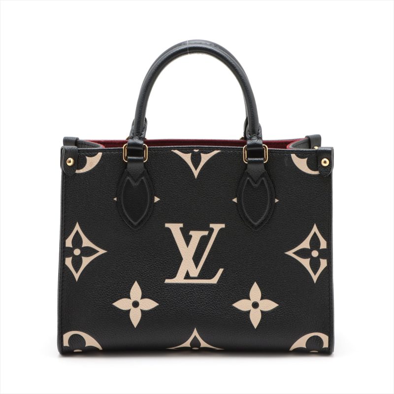 Louis Vuitton Black Wool Monogram Chapka Carry On Hat - Image 2