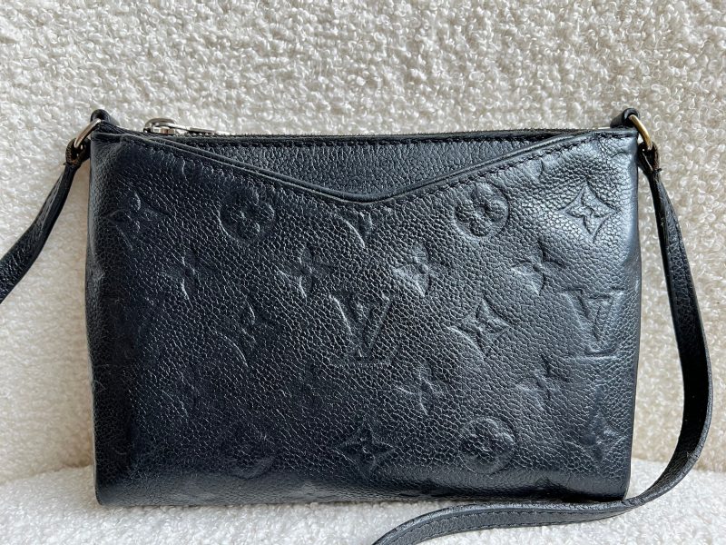 Louis Vuitton Black Monogram Empreinte Pochette Metis Bag - Image 4