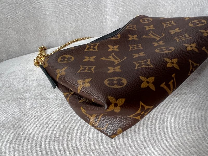 Louis Vuitton Black and Monogram Pallas Pochette - Image 19