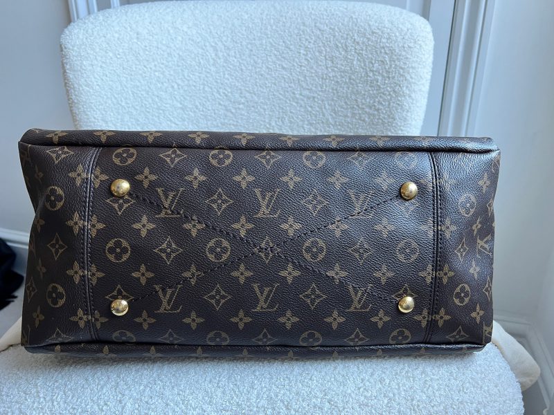 LOUIS VUITTON Artsy MM Empreinte Leather Hobo Bag Dune - Image 26