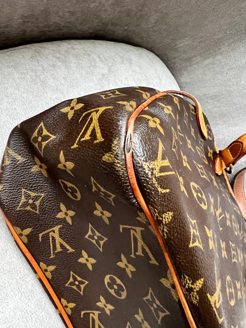Louis Vuitton Batignolles Horizontal in Monogram Canvas - Image 20