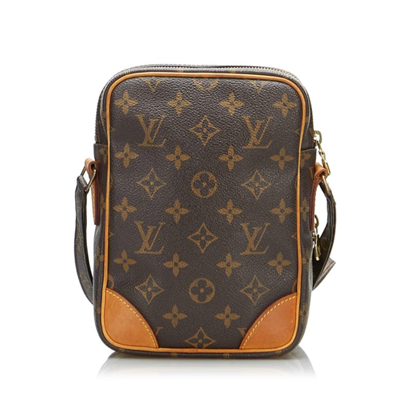 Louis Vuitton Amazone Monogram Canvas - Image 3