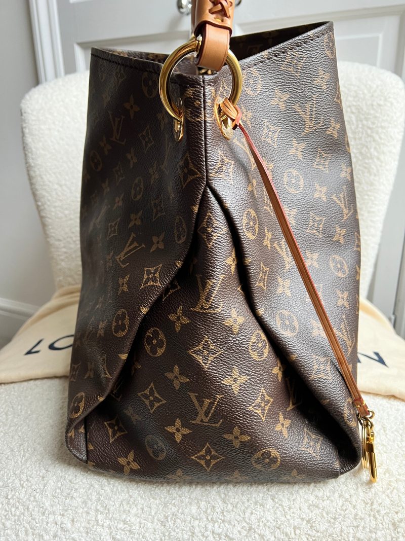 LOUIS VUITTON Artsy MM Empreinte Leather Hobo Bag Dune - Image 19