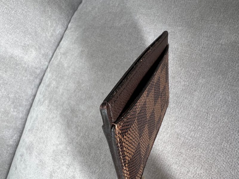 Louis Vuitton Card Holder Fuchsia Epi (RRP £205) - Image 8